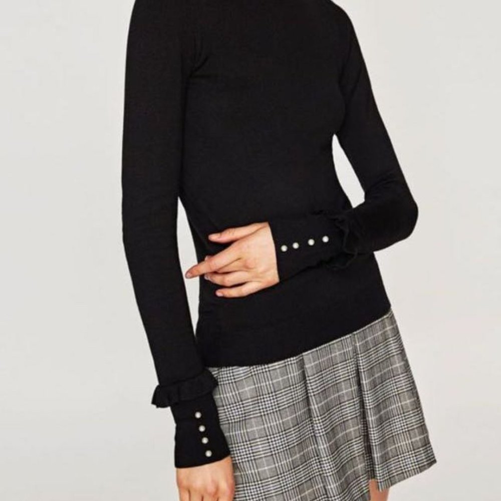 ❌ SOLD ❌  ZARA Black Knit Sweater with Pearl Cuffs - Picture 6 of 9